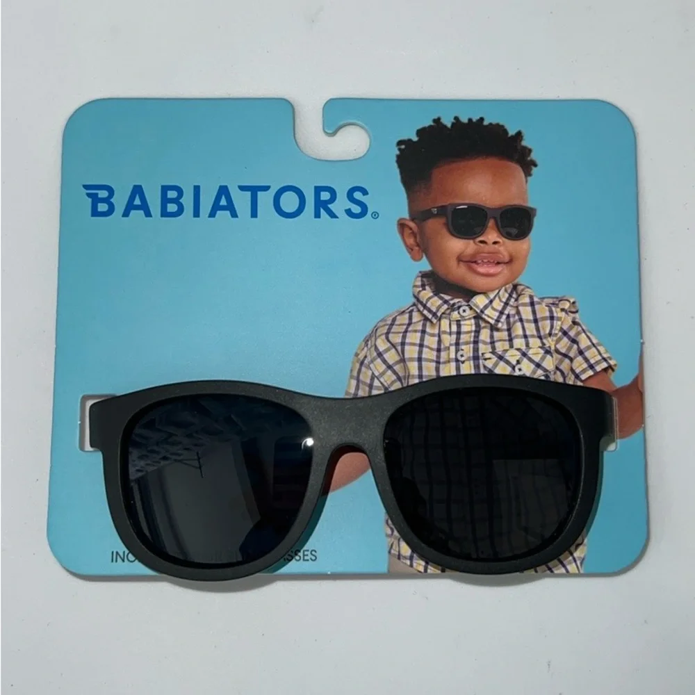 Babiators Black Navigator Sunglasses for Kids 0-2 3-5 years